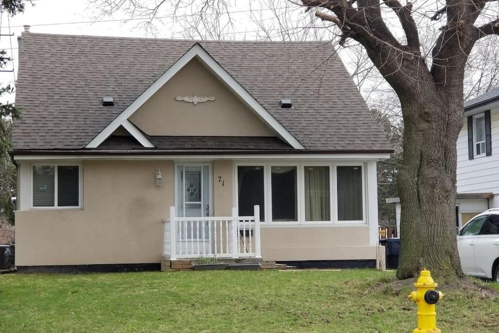 Spacious Mbr Near Kennedy Subway & Go Toronto Eksteriør bilde