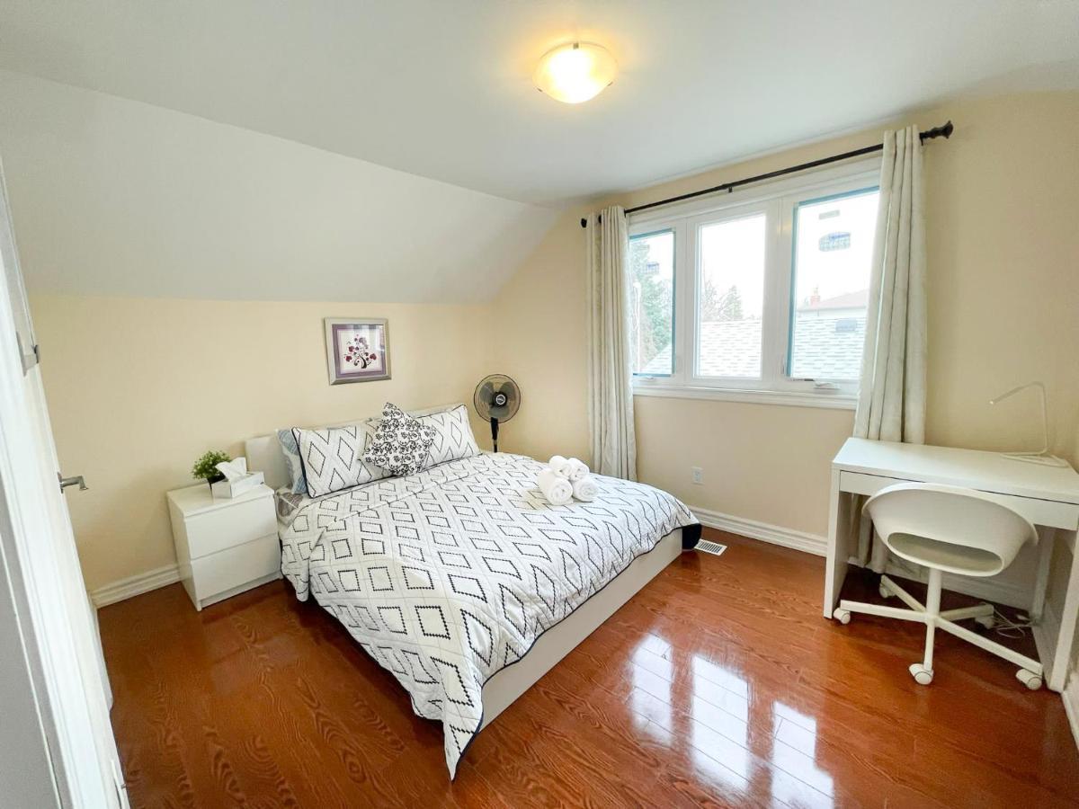 Spacious Mbr Near Kennedy Subway & Go Toronto Eksteriør bilde