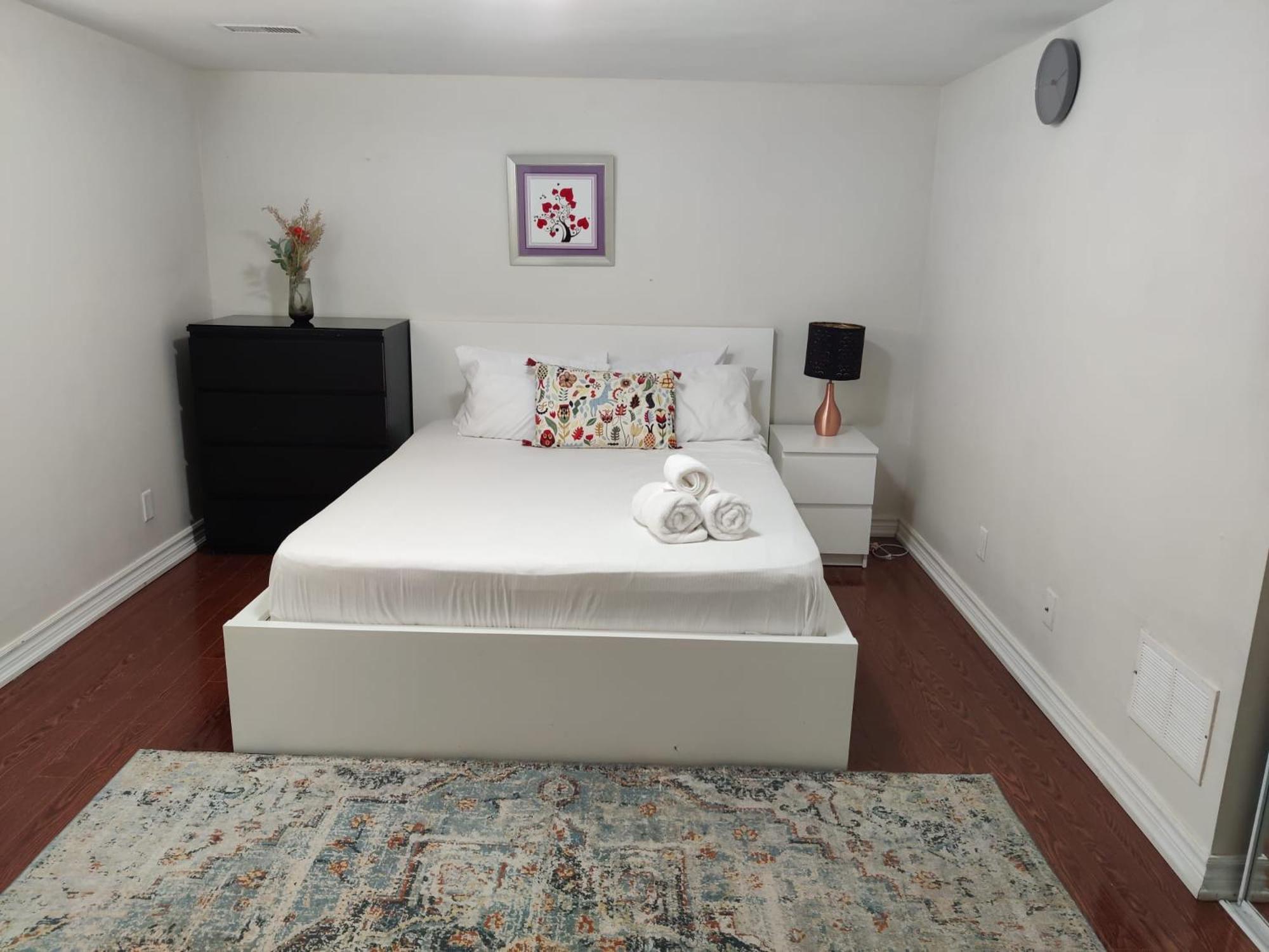 Spacious Mbr Near Kennedy Subway & Go Toronto Eksteriør bilde