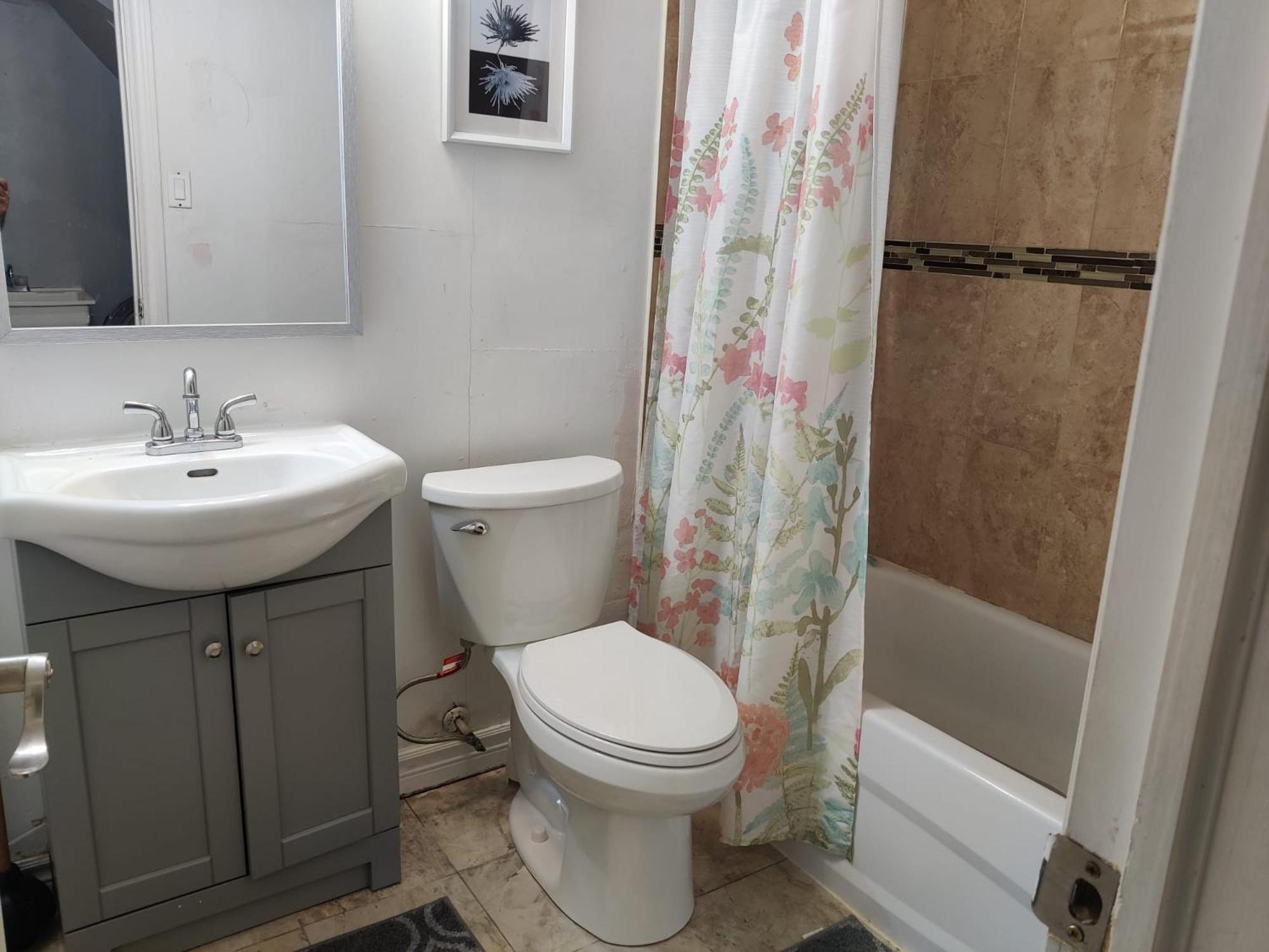 Spacious Mbr Near Kennedy Subway & Go Toronto Eksteriør bilde