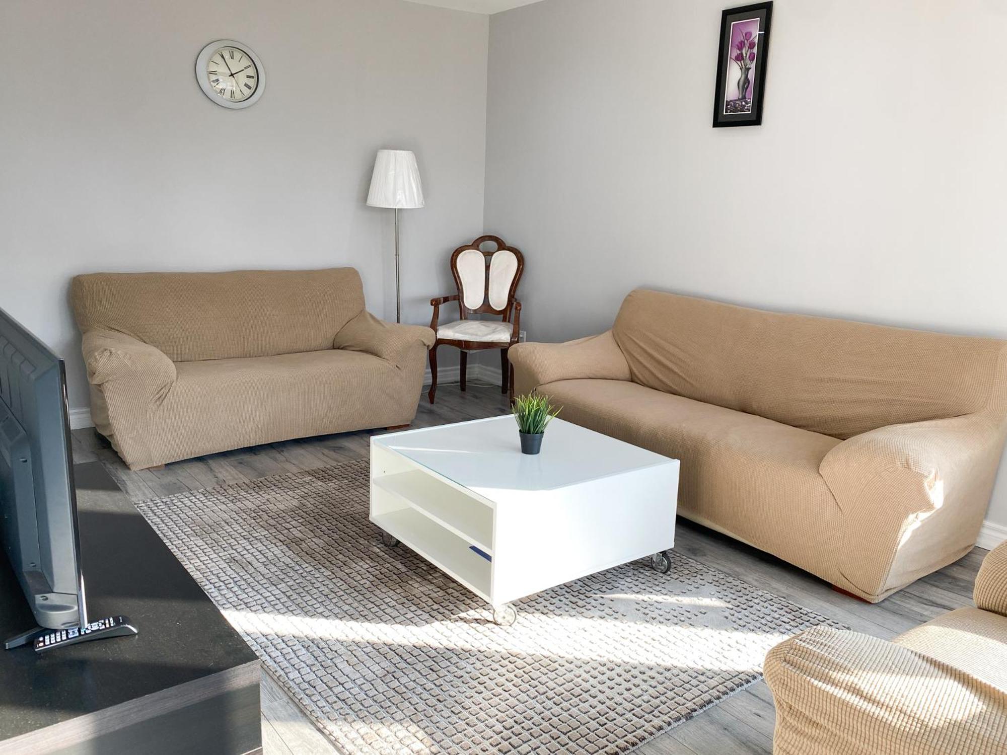 Spacious Mbr Near Kennedy Subway & Go Toronto Eksteriør bilde