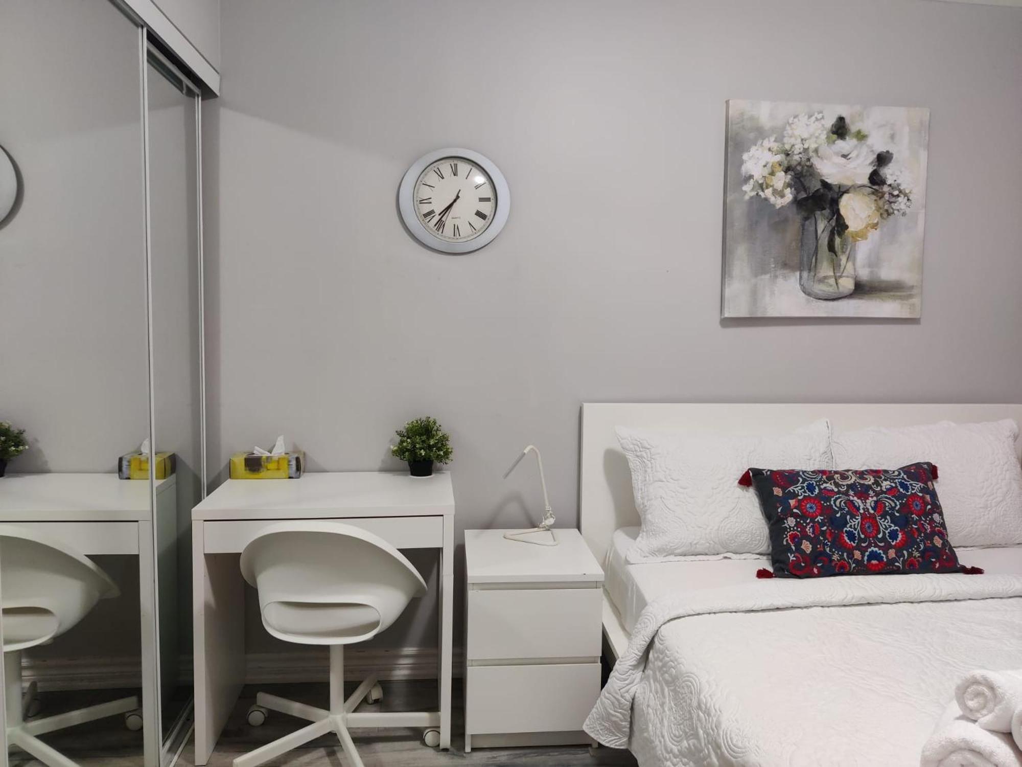 Spacious Mbr Near Kennedy Subway & Go Toronto Eksteriør bilde